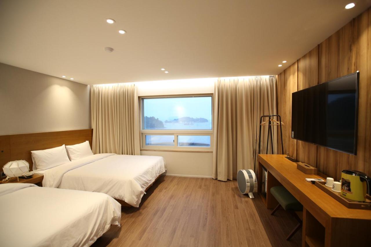 Am Ort Hotel Yeosu Eksteriør bilde