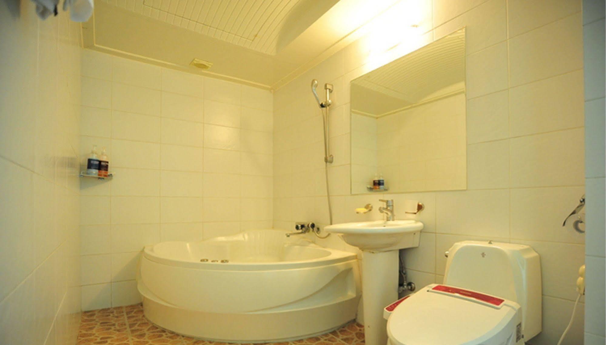 Am Ort Hotel Yeosu Eksteriør bilde