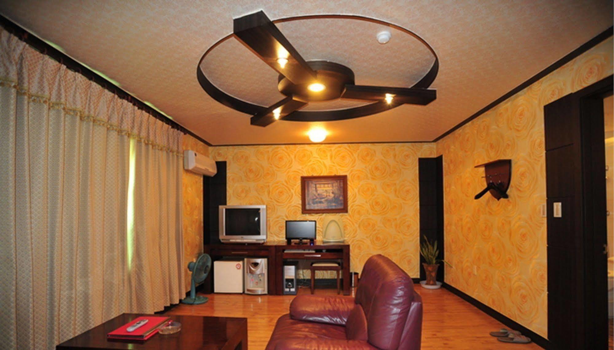 Am Ort Hotel Yeosu Eksteriør bilde